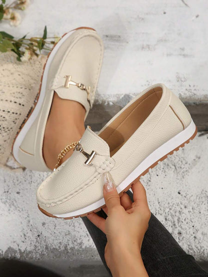 Lora Cuir